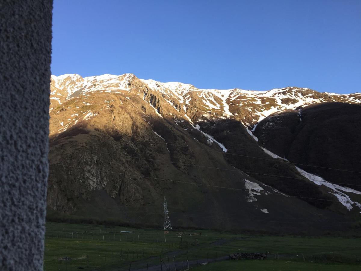 Arte In Kazbegi Hotel Exterior foto