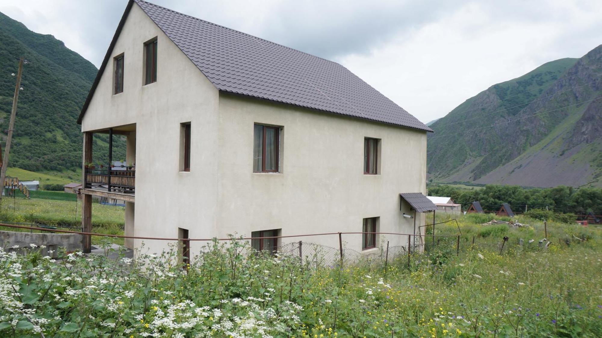 Arte In Kazbegi Hotel Exterior foto