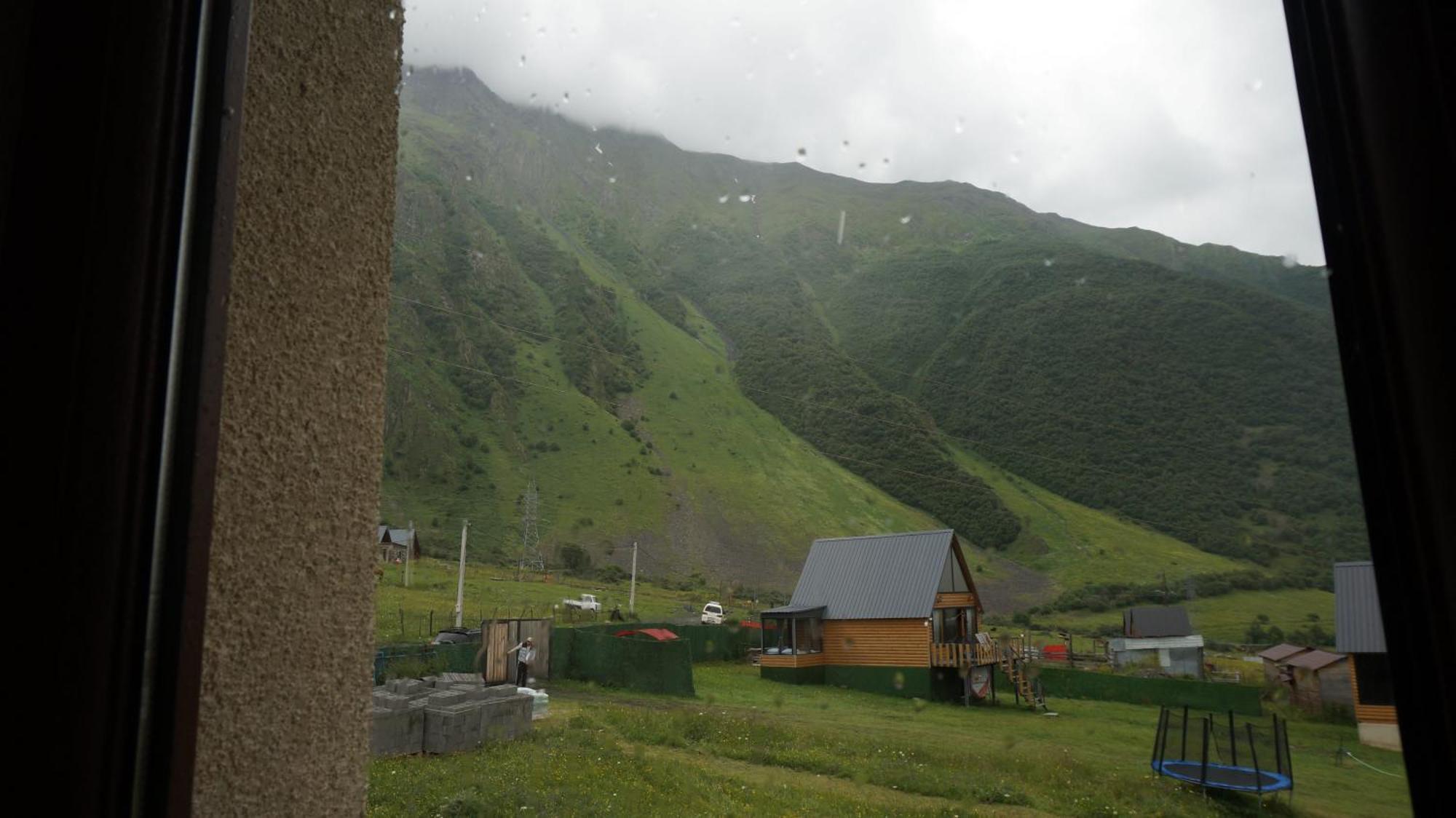 Arte In Kazbegi Hotel Exterior foto